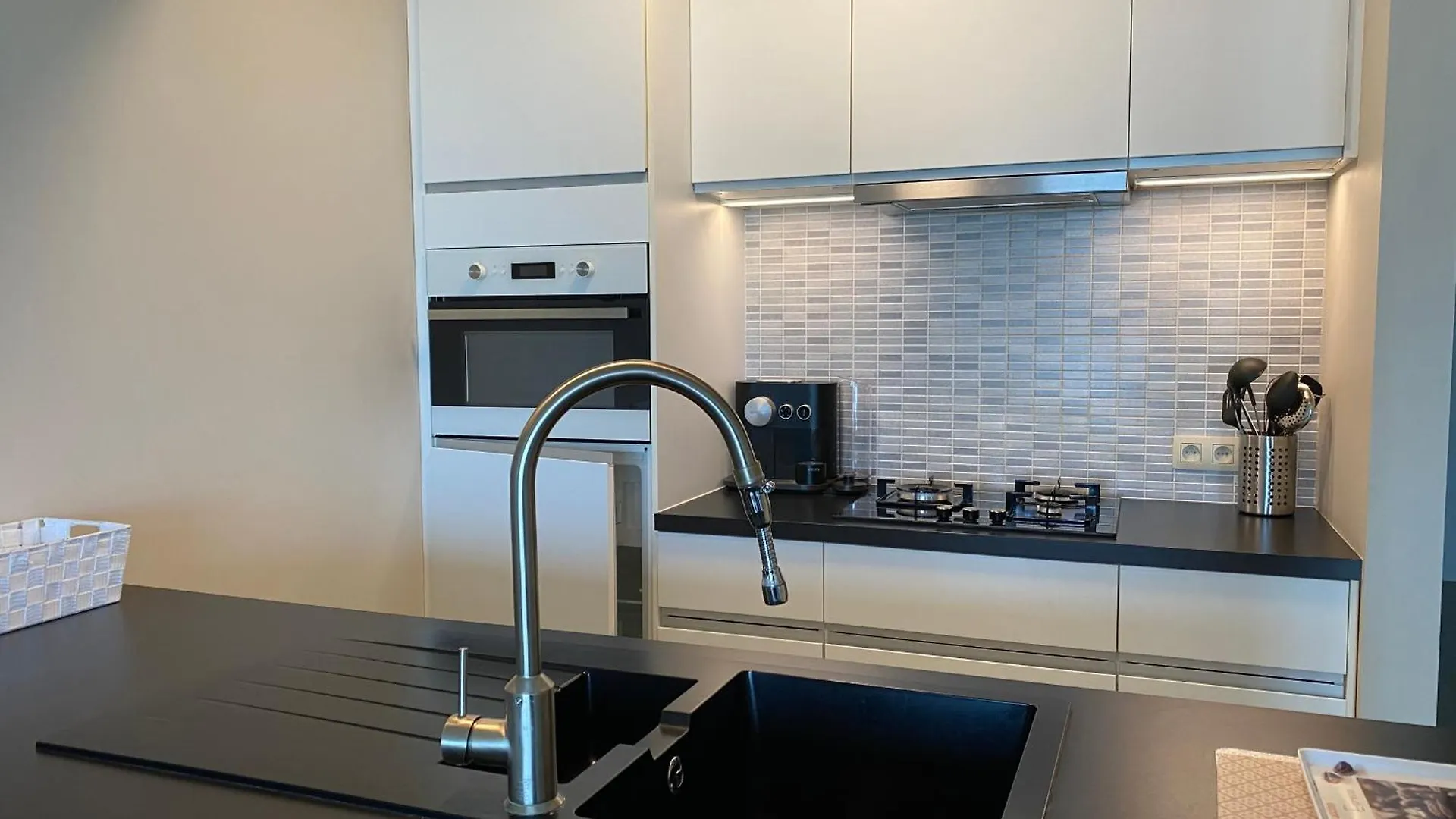 Appartement Verhuur Zeedijk Middelkerke Sunbeach Belgium
